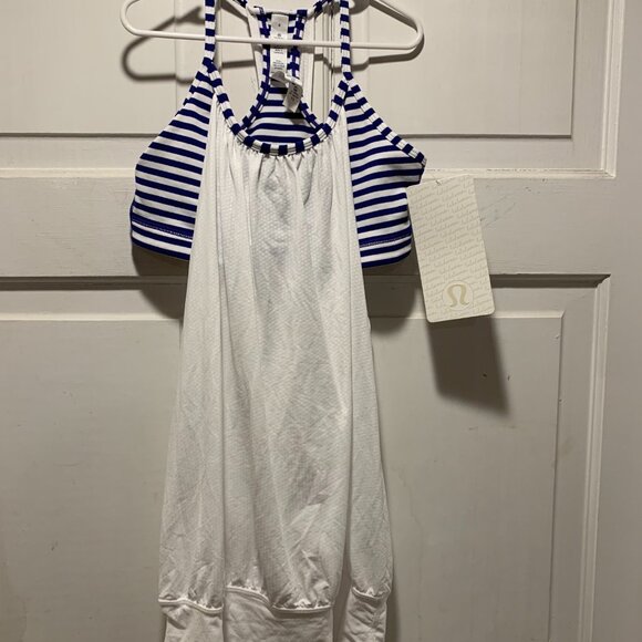 lululemon~ NWT!!~ (Retail: $64) No Limits Tank - Picture 3 of 15